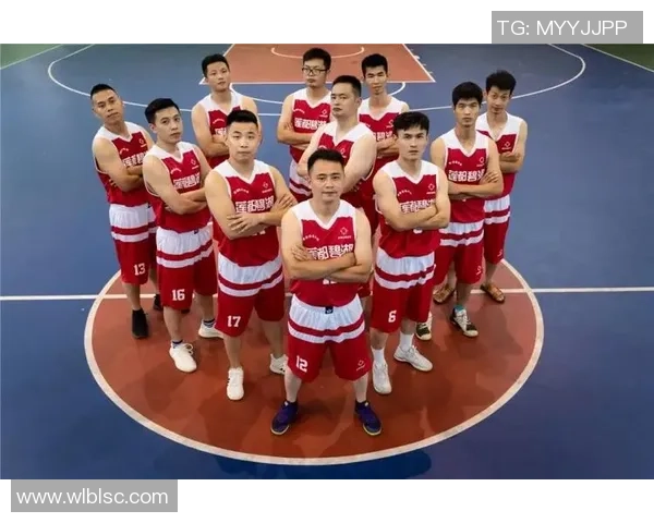 武汉篮球队在篮球配合排行榜中荣登第七名展现团队实力与默契 武汉篮球队在篮球配合排行榜中荣登第七名展现团队实力与默契