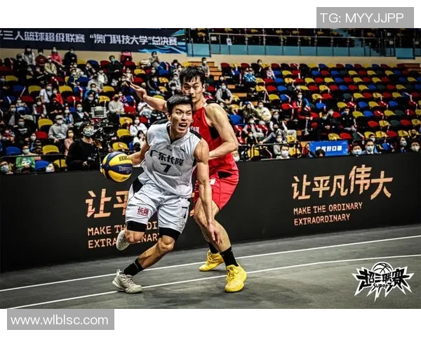 赛后分析:广州篮球队与上海篮球队的耐力较量与战术对决 赛后分析:广州篮球队与上海篮球队的耐力较量与战术对决